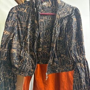 Yitty Half Jacket Size Large